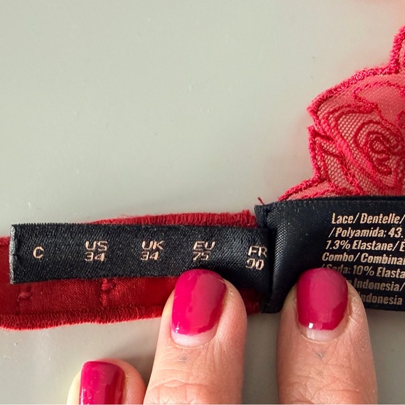 Kiki De Montparnesse Red Lace Bra 34C - Picture 4 of 5